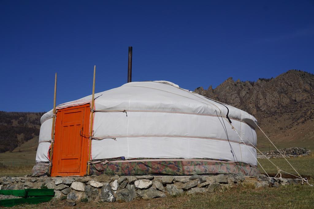 My Mongolia Eco Ger Camp Hotel Nalayh Exterior photo