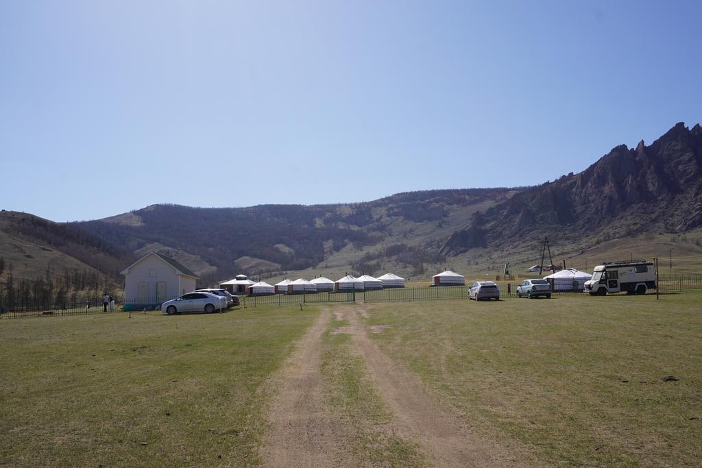My Mongolia Eco Ger Camp Hotel Nalayh Exterior photo